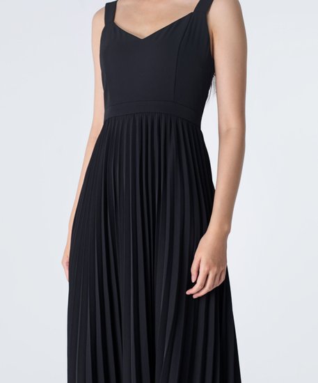 Pippa Pleated Dress - Black