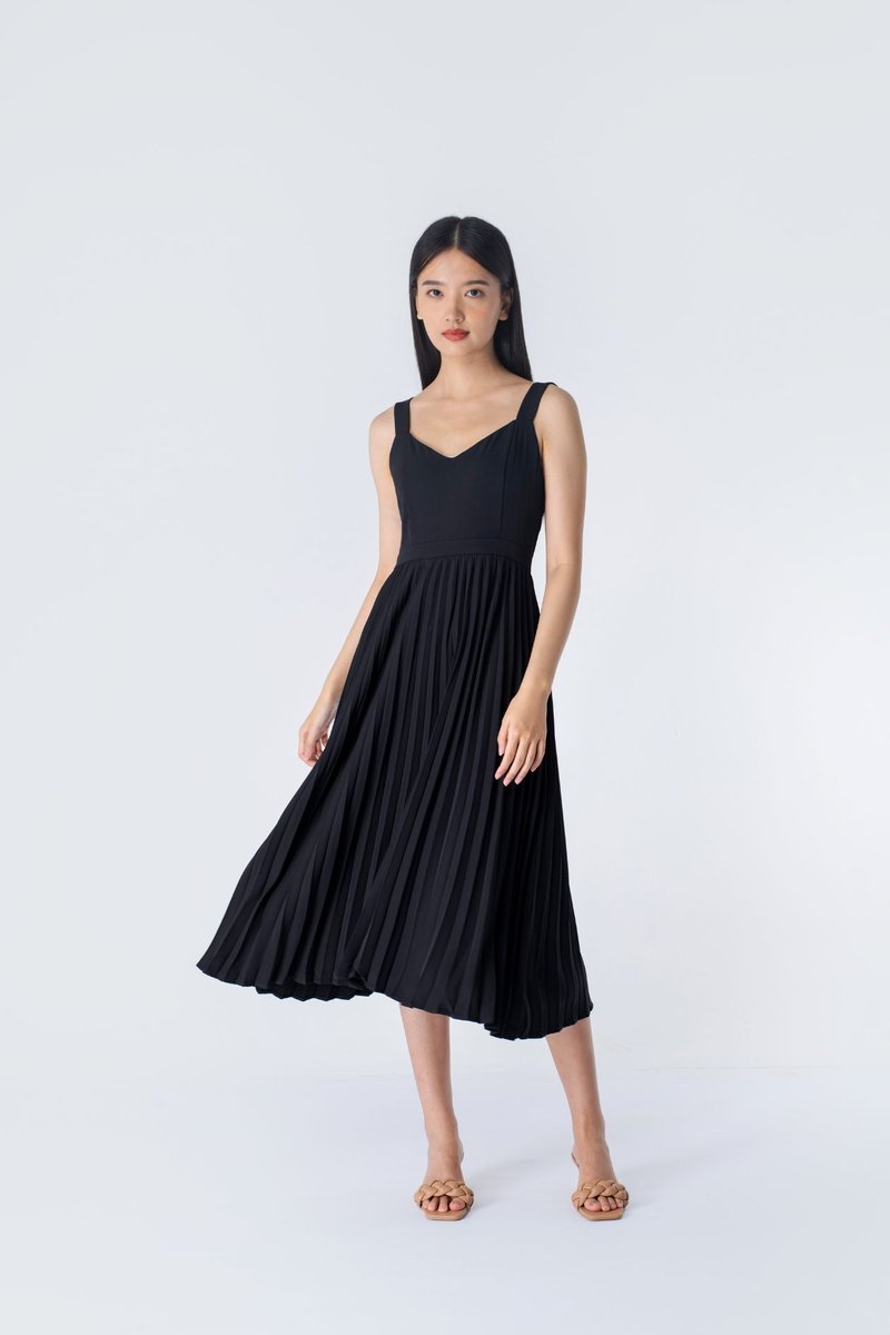 Pippa pleated dress discount