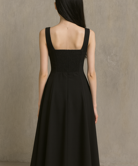 [Pre-order] Sophie Midi Dress - Black